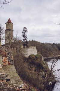 Замок Звиков в Чехии