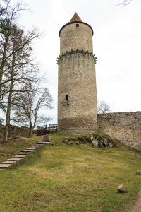 Замок Звиков в Чехии