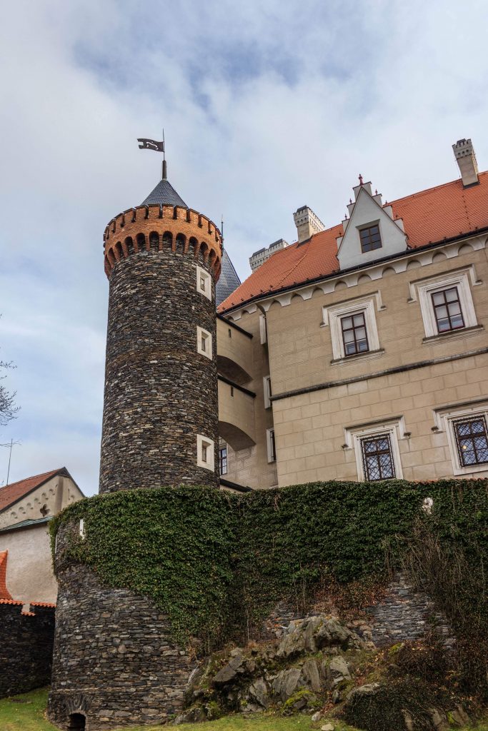 Замок Жлеби в Чехии