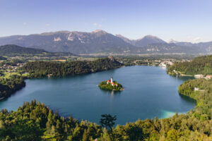 озеро блед словения